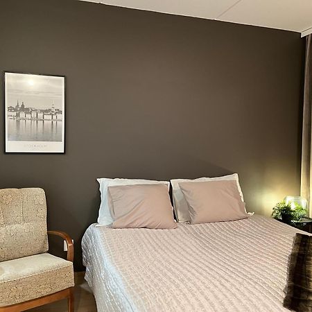 Studio Vip - Close To Airport And Tikkurila Train Station Vantaa Dış mekan fotoğraf