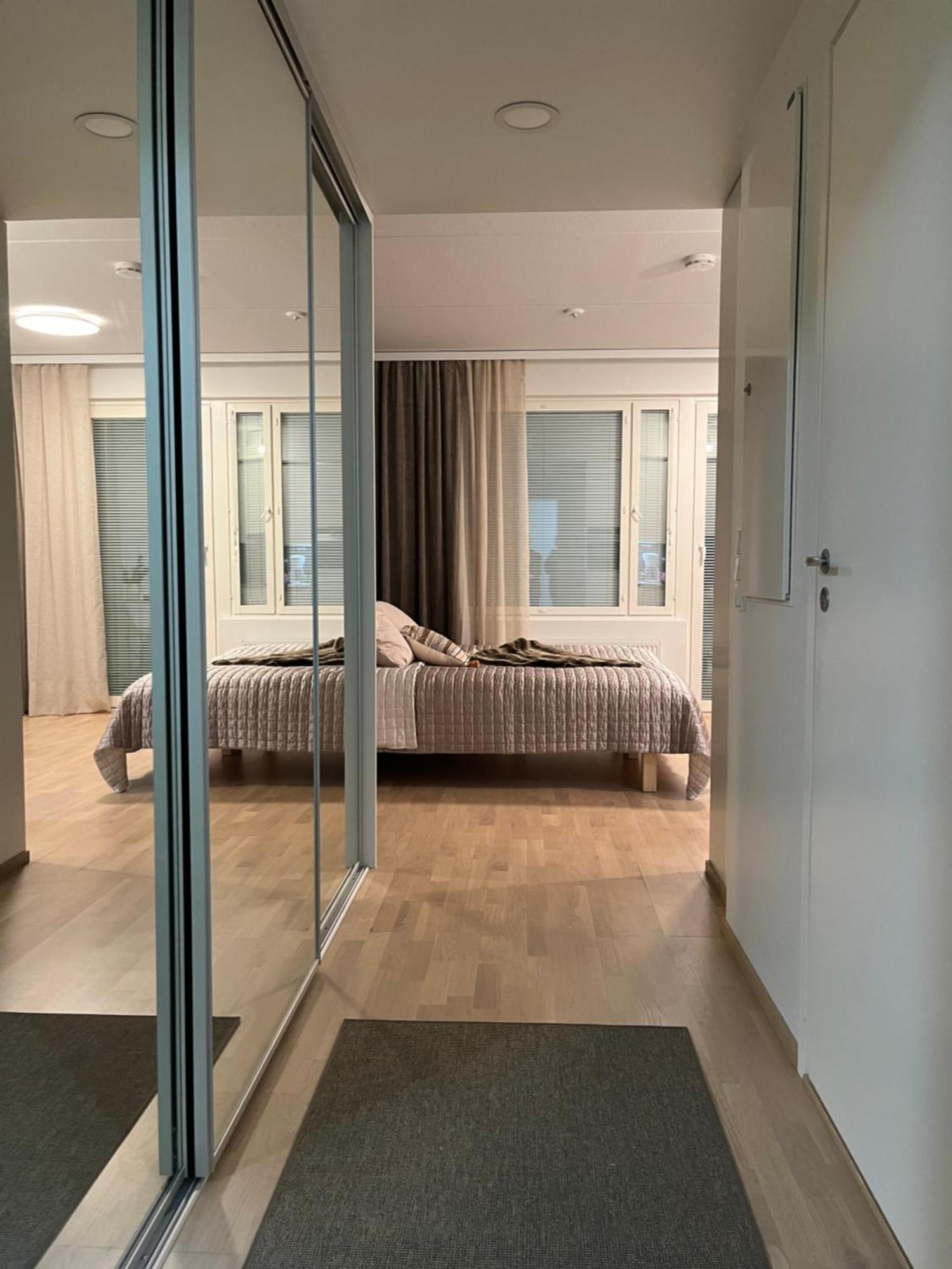 Studio Vip - Close To Airport And Tikkurila Train Station Vantaa Dış mekan fotoğraf